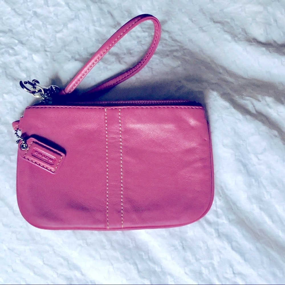 Pink Leather COACH Clutch
